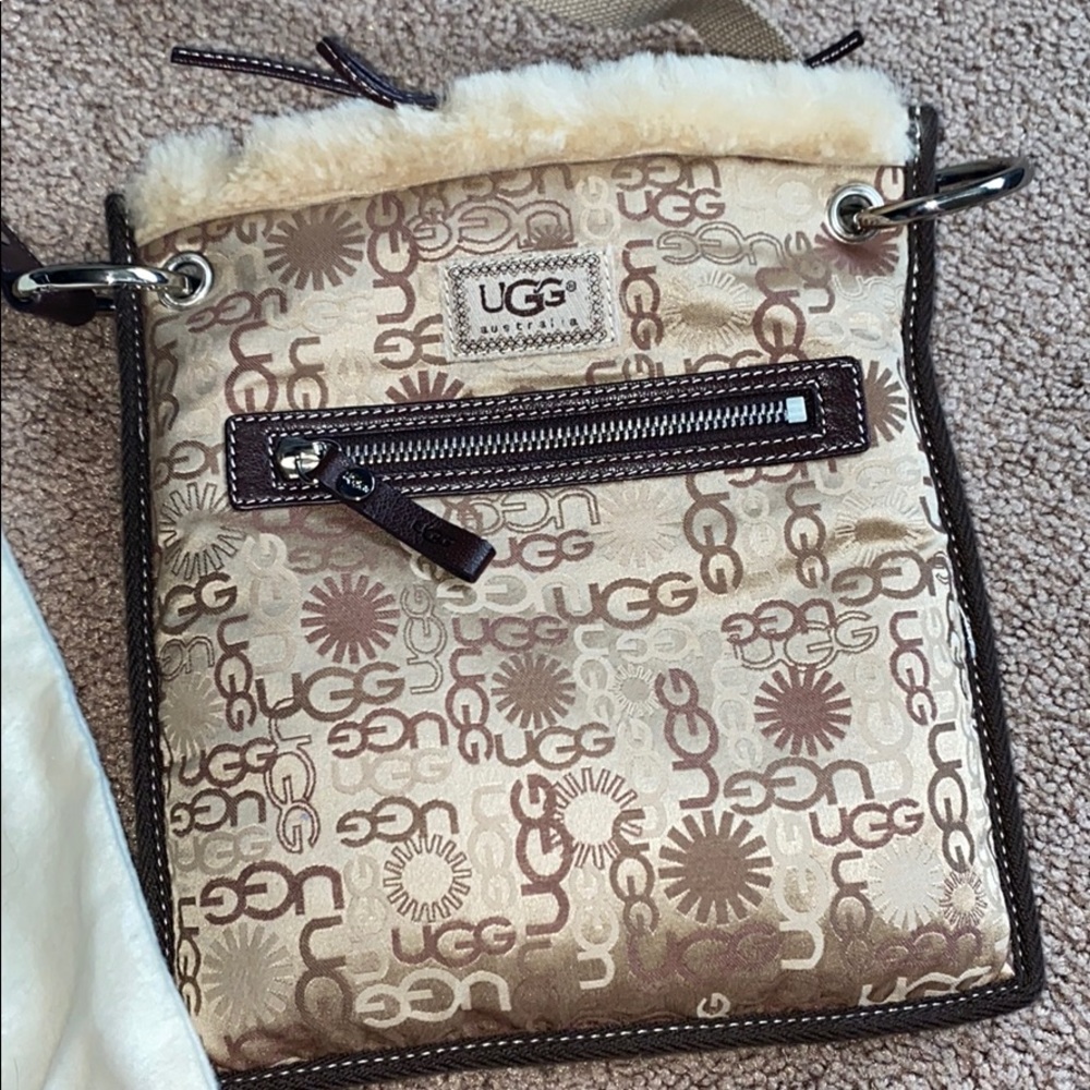 UGG Crossbody fur purse